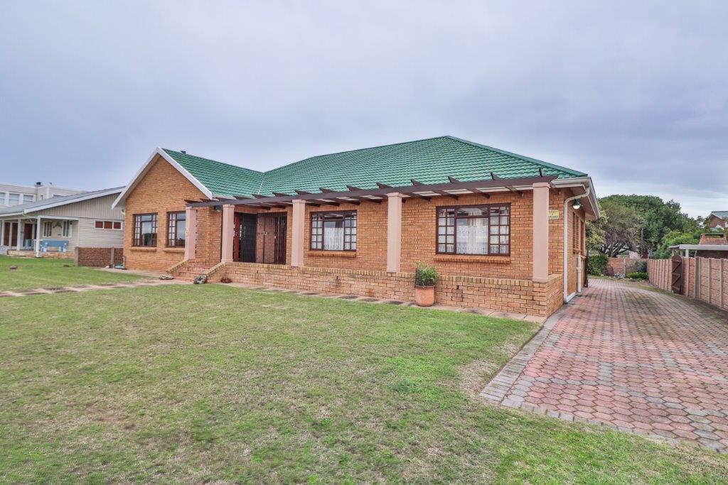 Stilbaai Wes River-View Home — photograph 4
