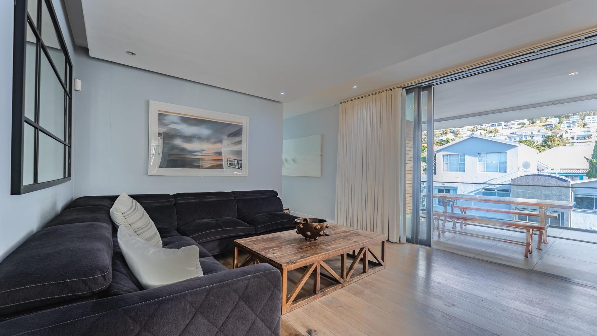 Green Point Three-Bed Penthouse — photograph 3