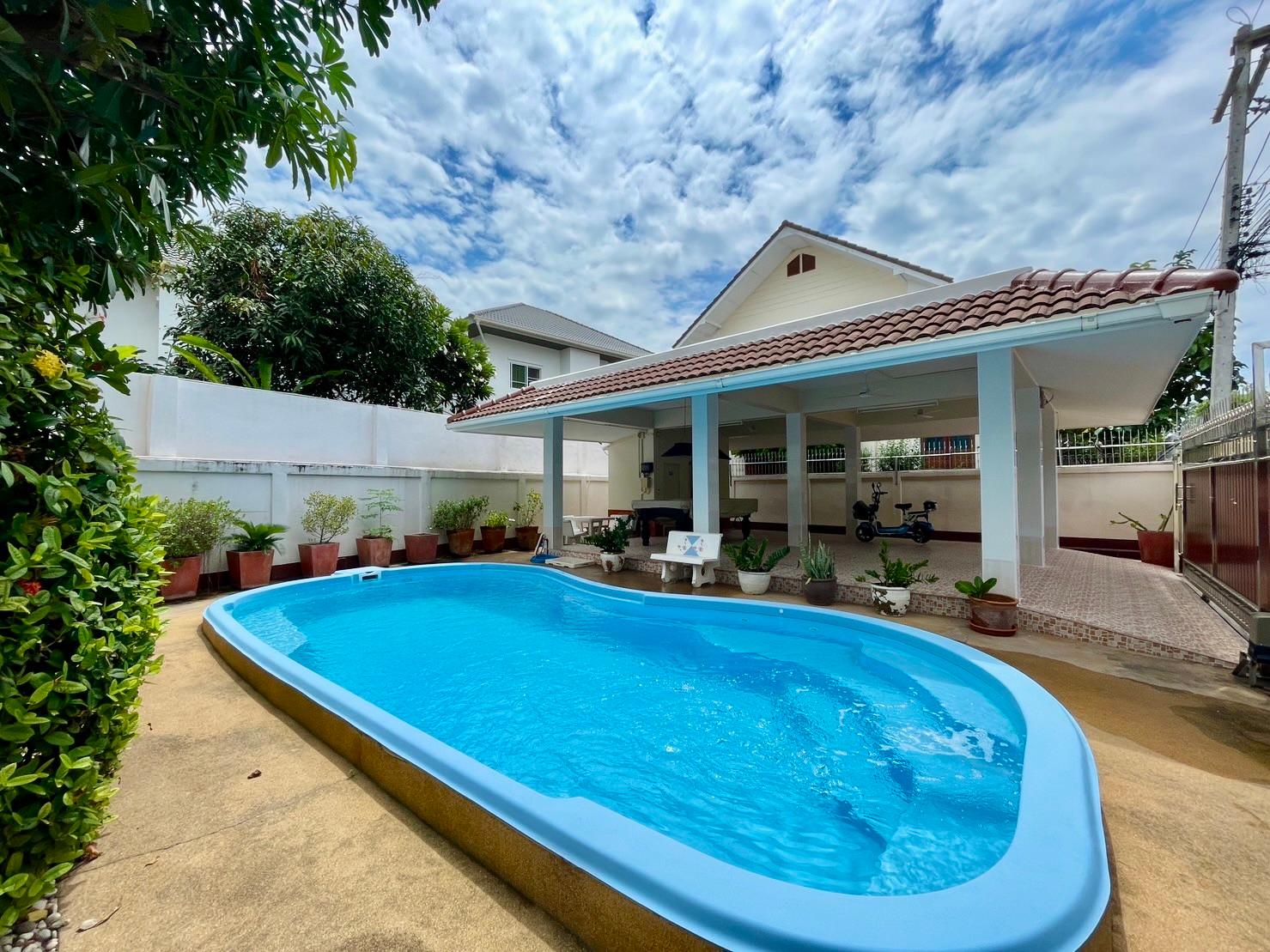 3-Bedroom House in Chiang Mai — photograph 1