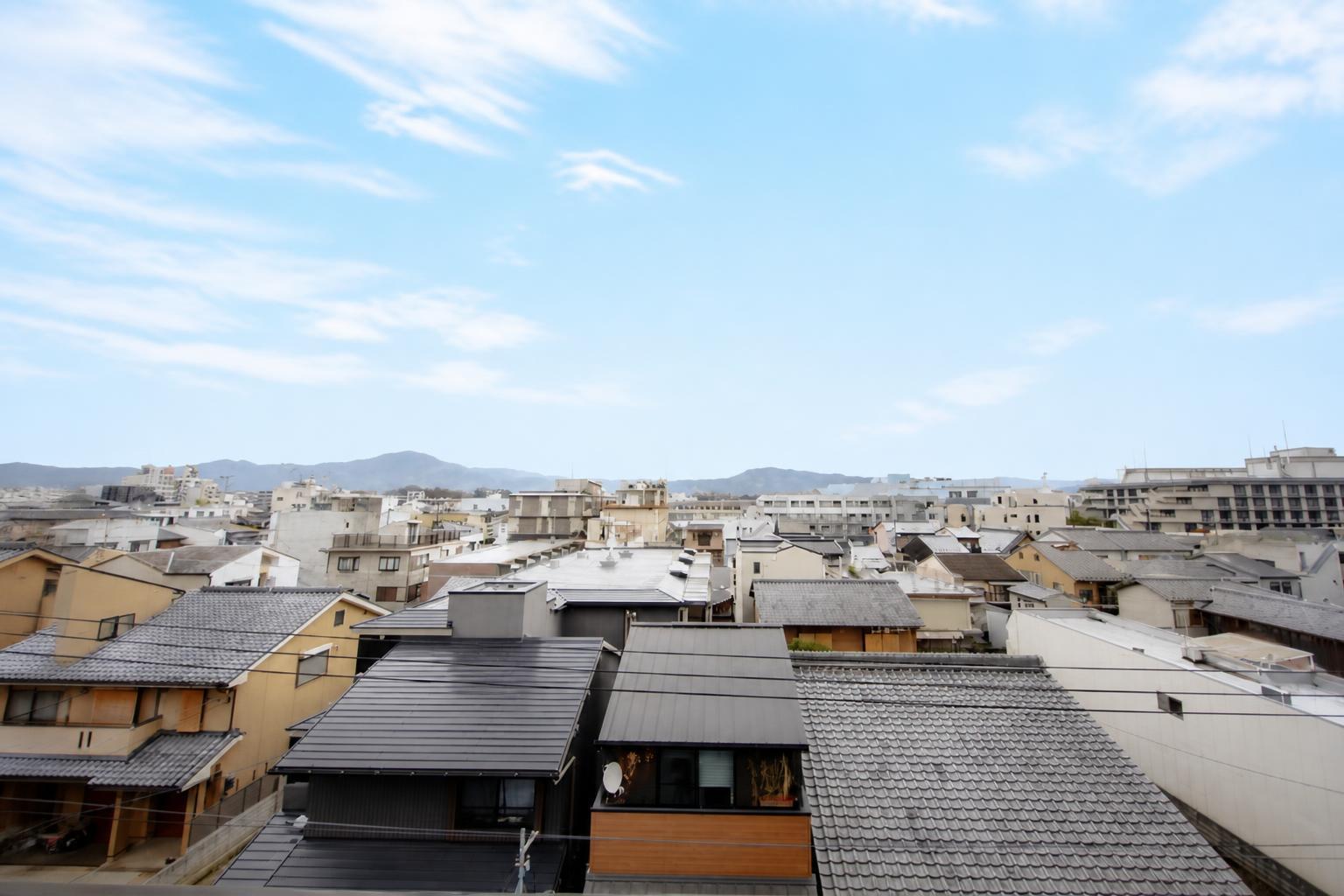 Crevia Kyoto Gosho-nishi — photograph 2
