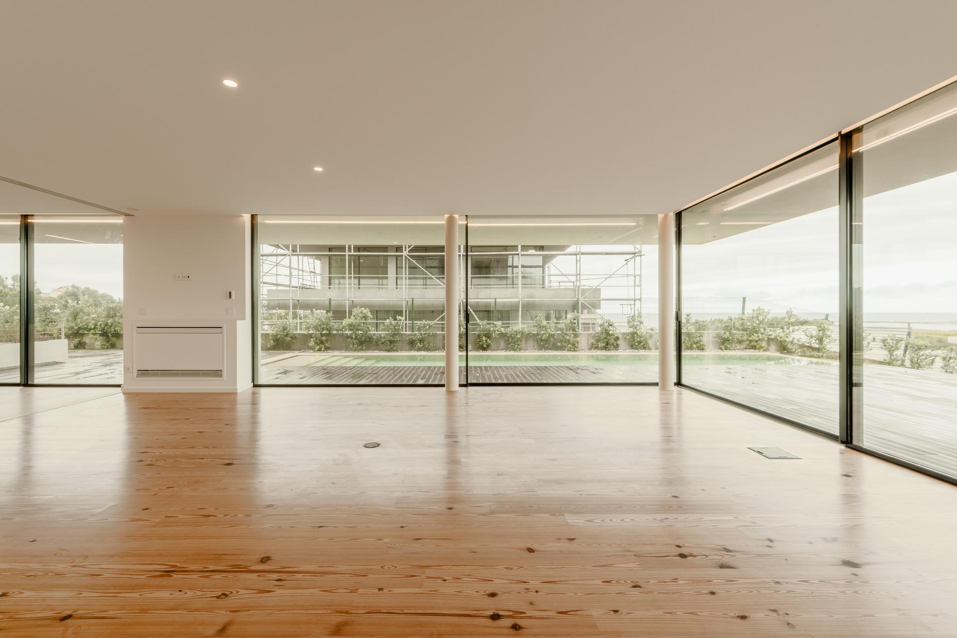 3-Bedroom Semi-Detached House in Canidelo, Vila Nova de Gaia — photograph 4