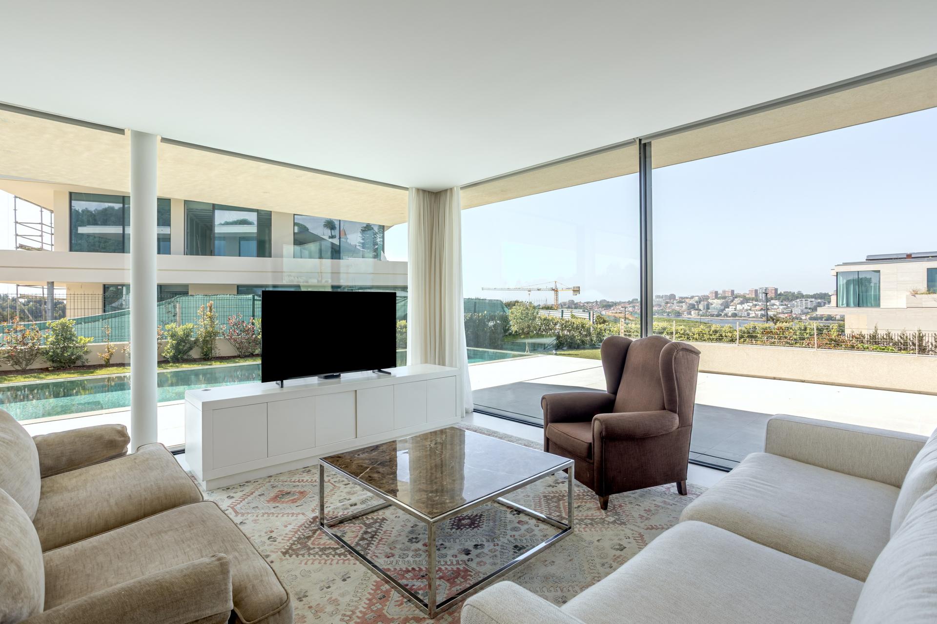 3-Bedroom House with Sea Views in Vila Nova de Gaia — photograph 2