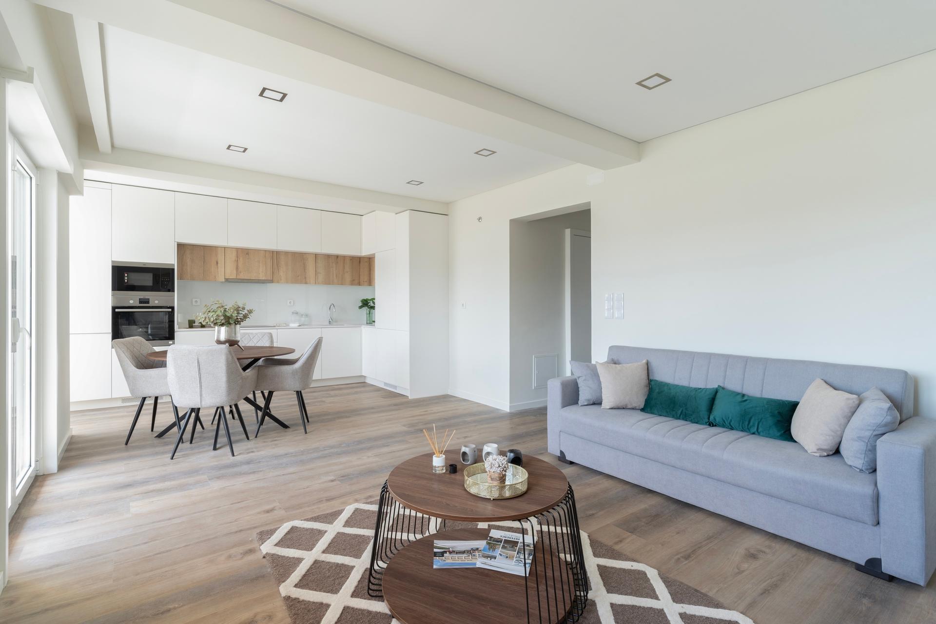 3-Bedroom Apartment in Benfica, Lisboa — photograph 5