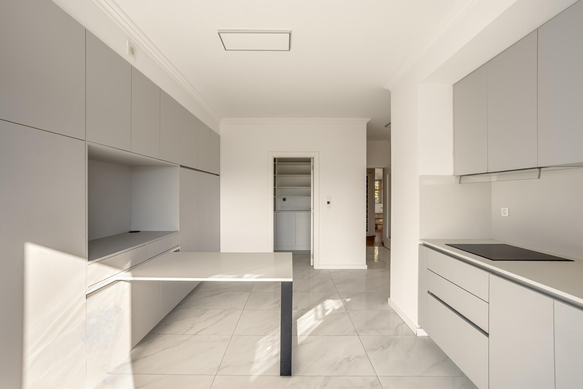 4-Bedroom Apartment with Sea Views in Estoril, Cascais — photograph 5