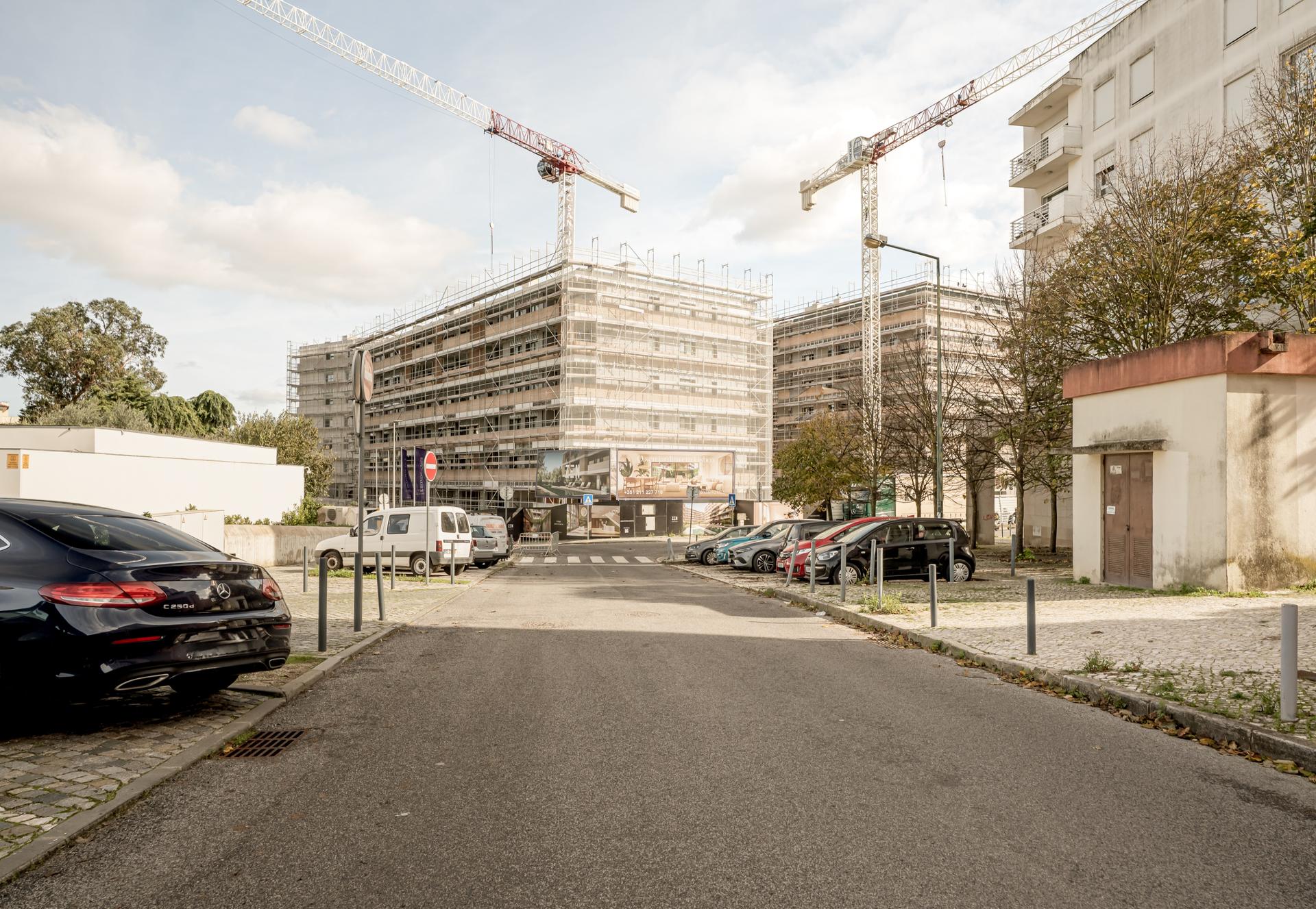 2-Bedroom Apartment in Telheiras, Lisboa — photograph 5