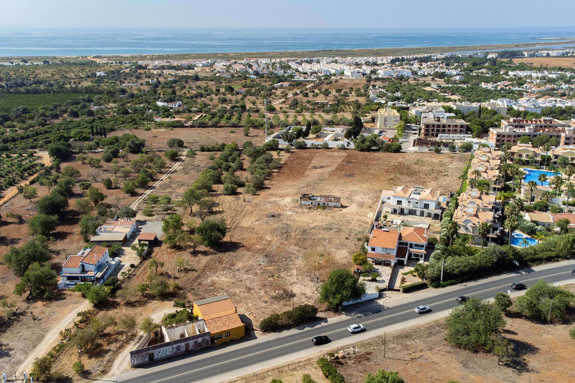 Land in Tavira — photograph 4