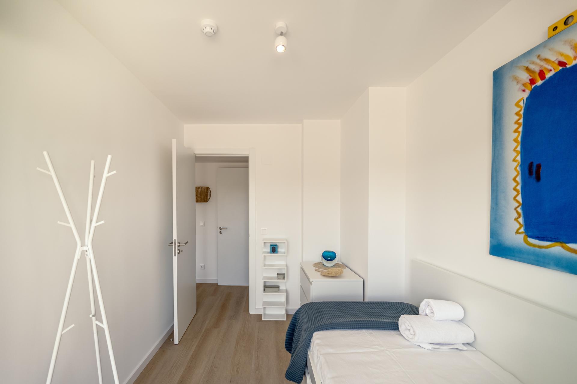 3-Bedroom Apartment with Garden in Sines — photograph 5