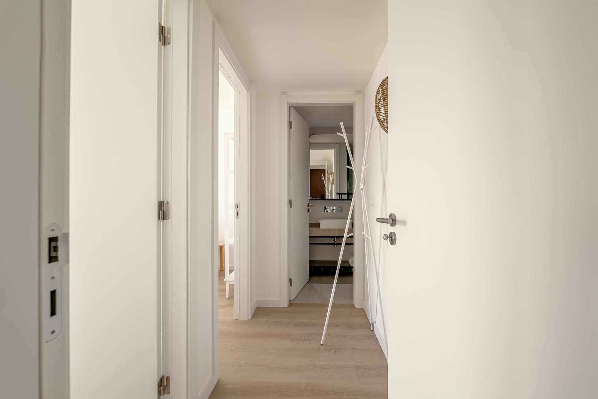 3-Bedroom Apartment with Garden in Sines — photograph 3