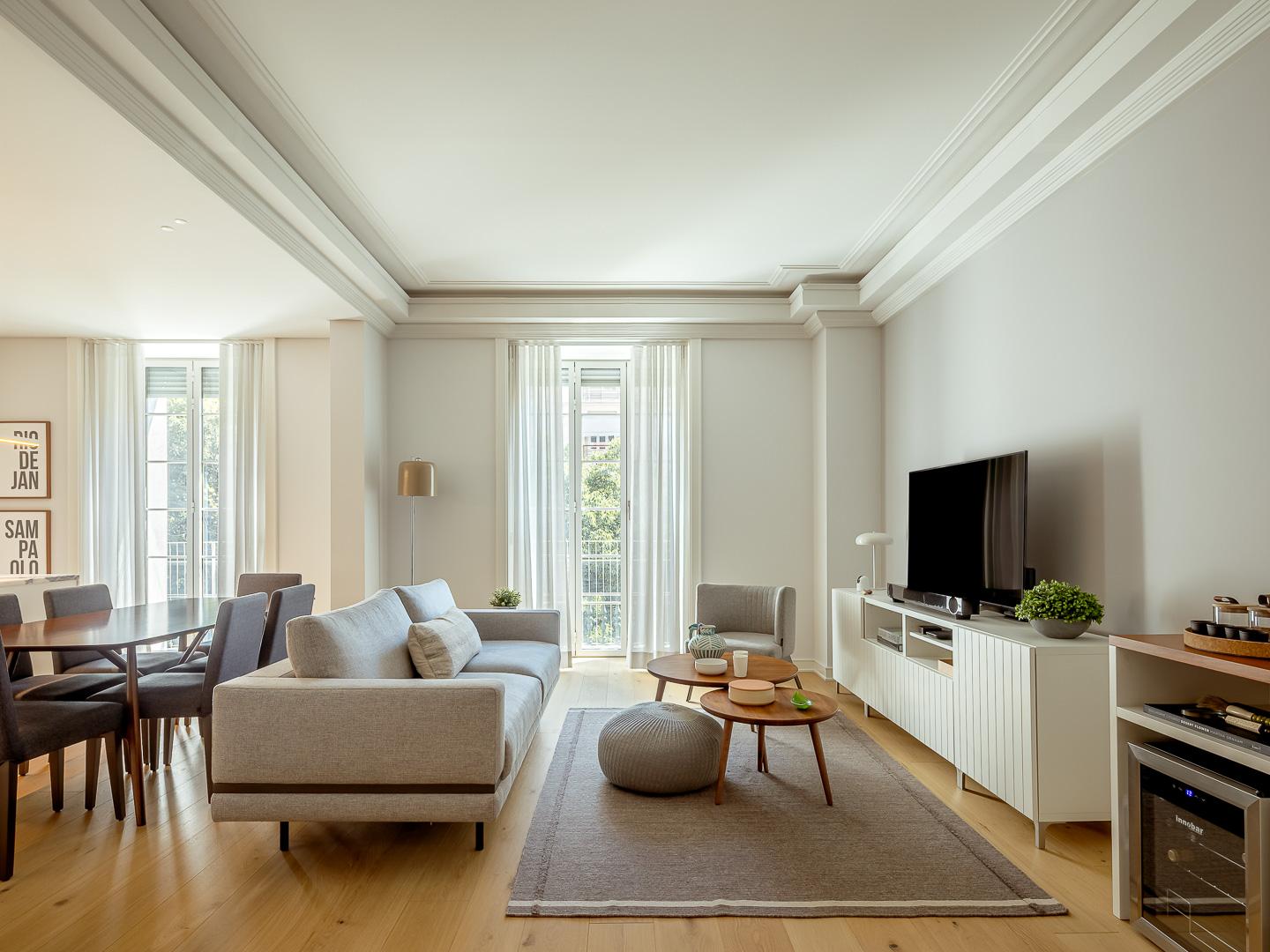 4-Bedroom Apartment with Garden in Lisboa — photograph 2
