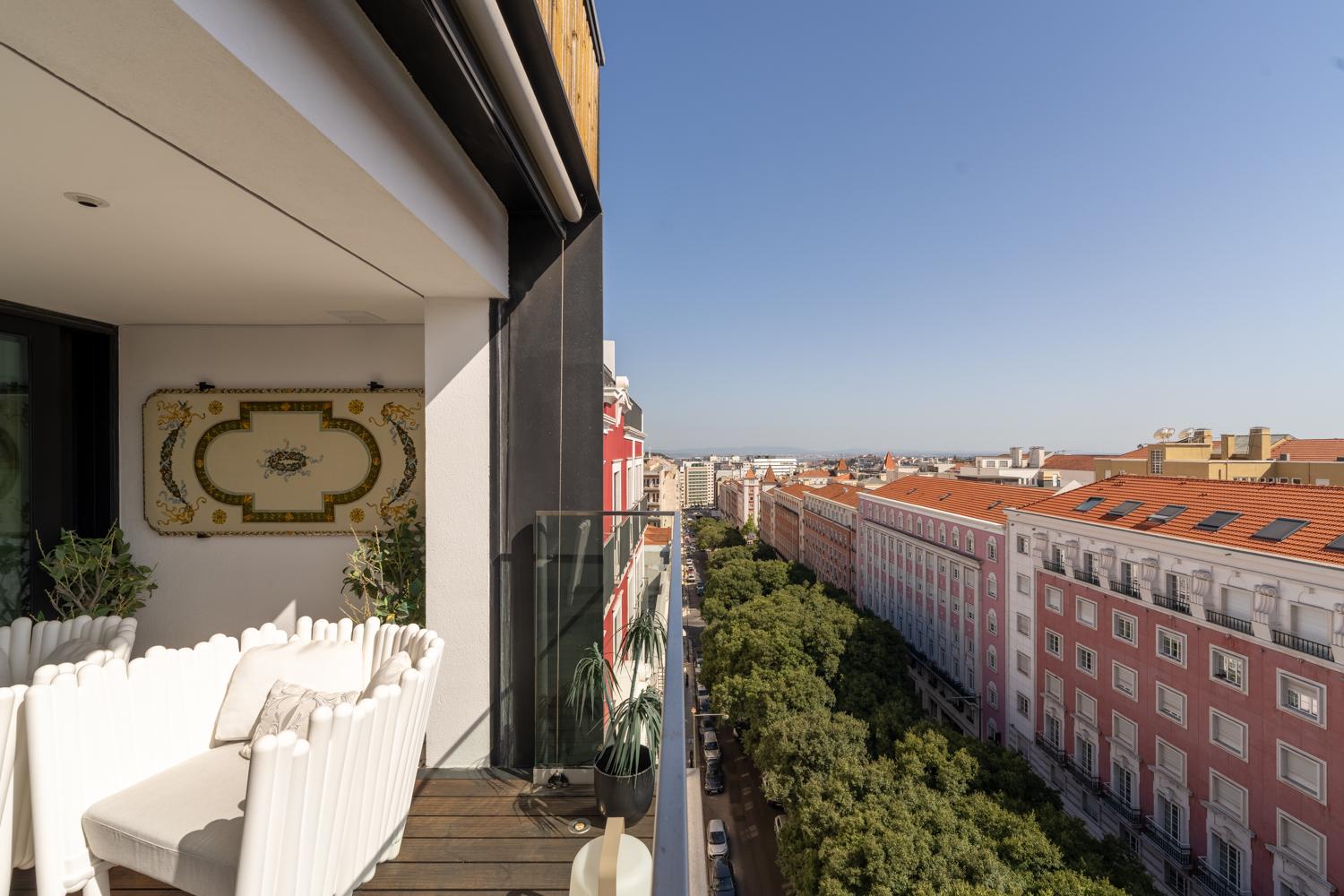 4-Bedroom Apartment with River Views in Lisboa — photograph 4