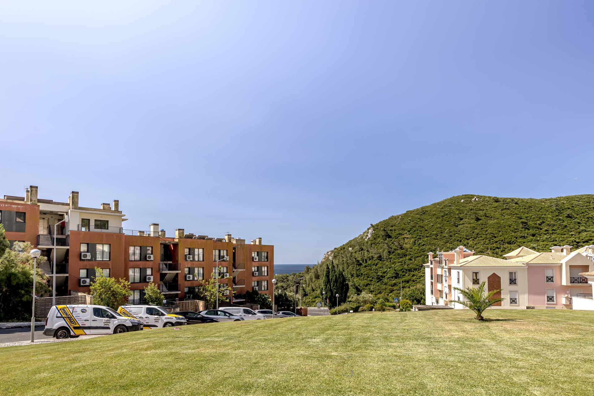 2-Bedroom Apartment in Harbour View, Sesimbra — photograph 5