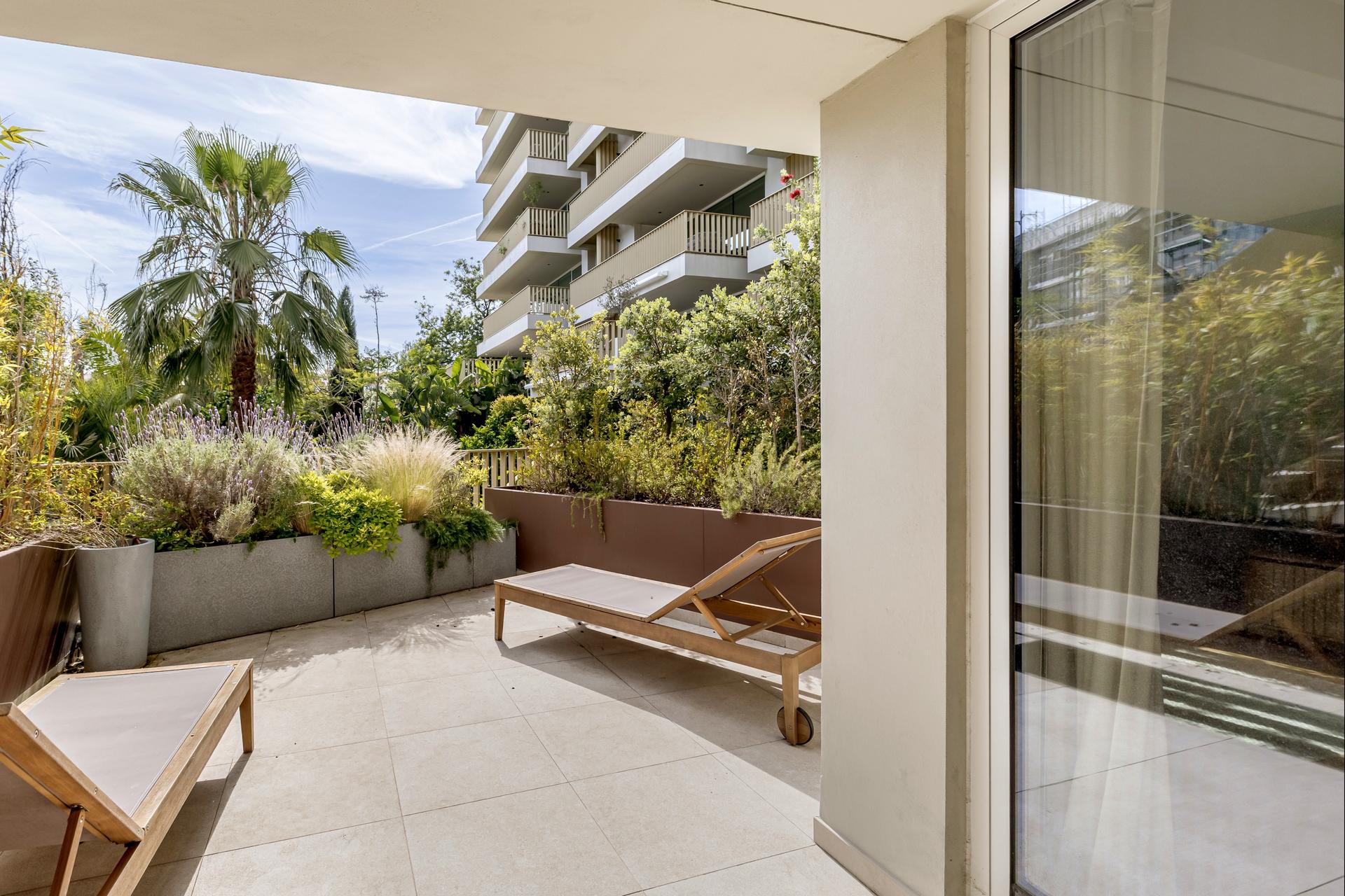 3-Bedroom Apartment in Príncipe Real, Lisboa — photograph 4