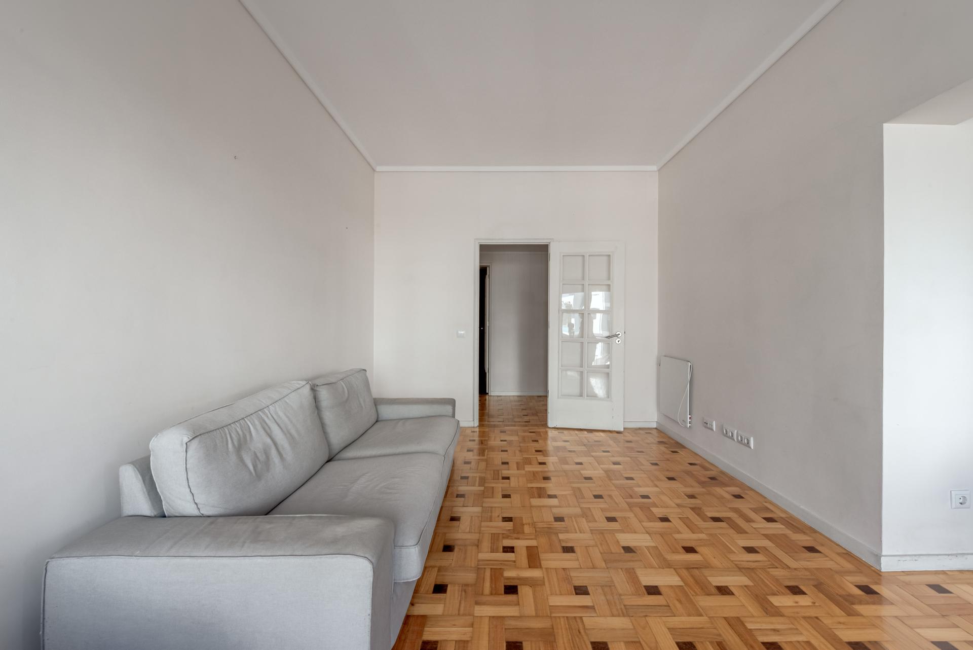 4-Bedroom Apartment in Porto — photograph 5