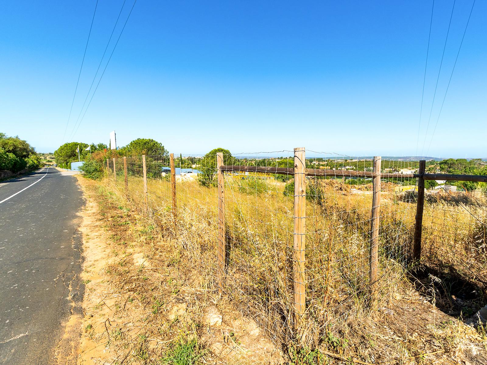 Land in Lagos — photograph 5