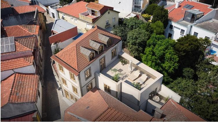 2-Bedroom Apartment with Garden in Foz Velha, Porto — photograph 4
