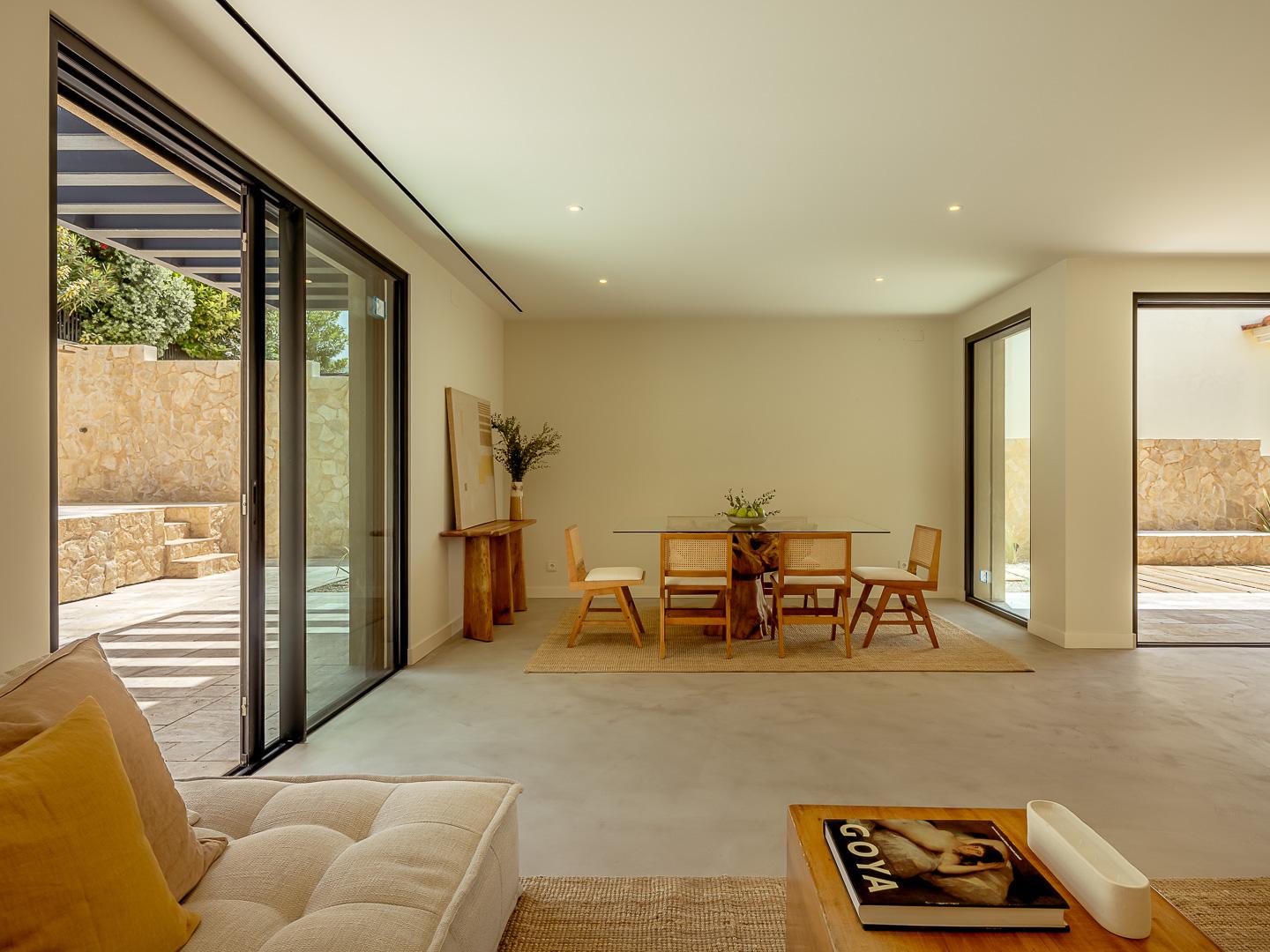 3-Bedroom House with Pool in Cascais — photograph 2