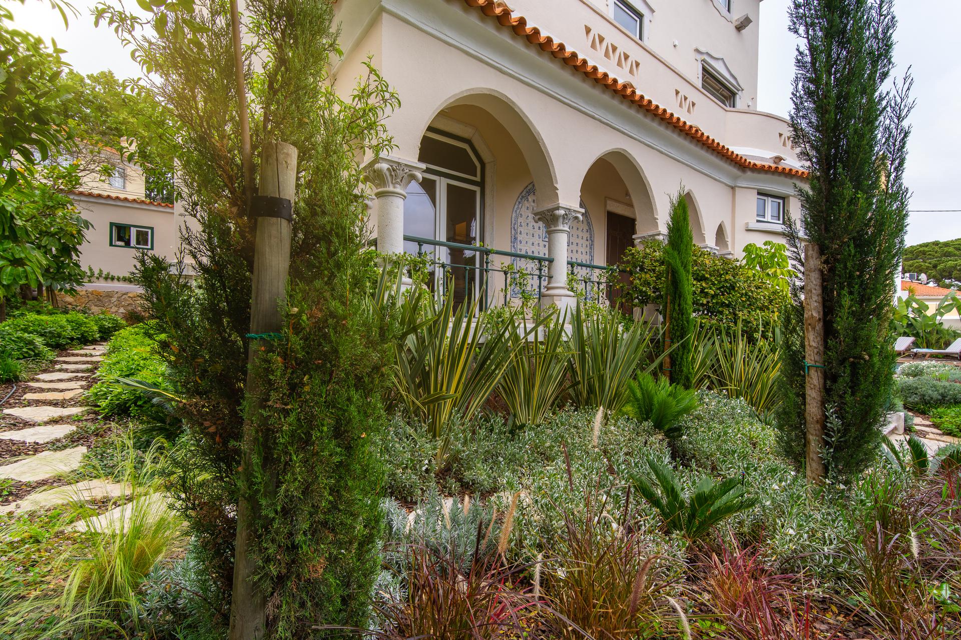 6-Bedroom House with Sea Views in Cascais — photograph 3