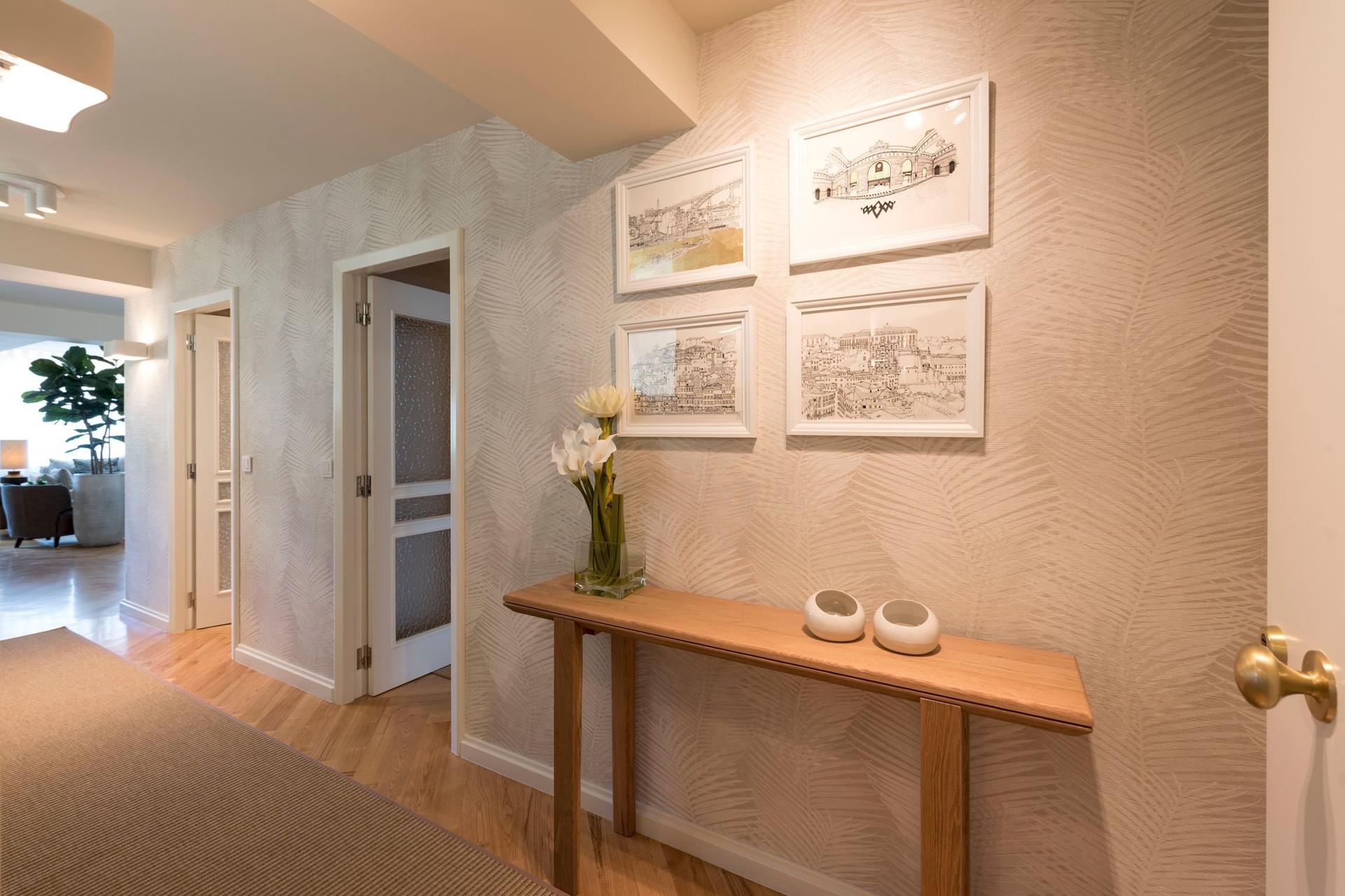 3-Bedroom Apartment with Garden in Porto — photograph 3