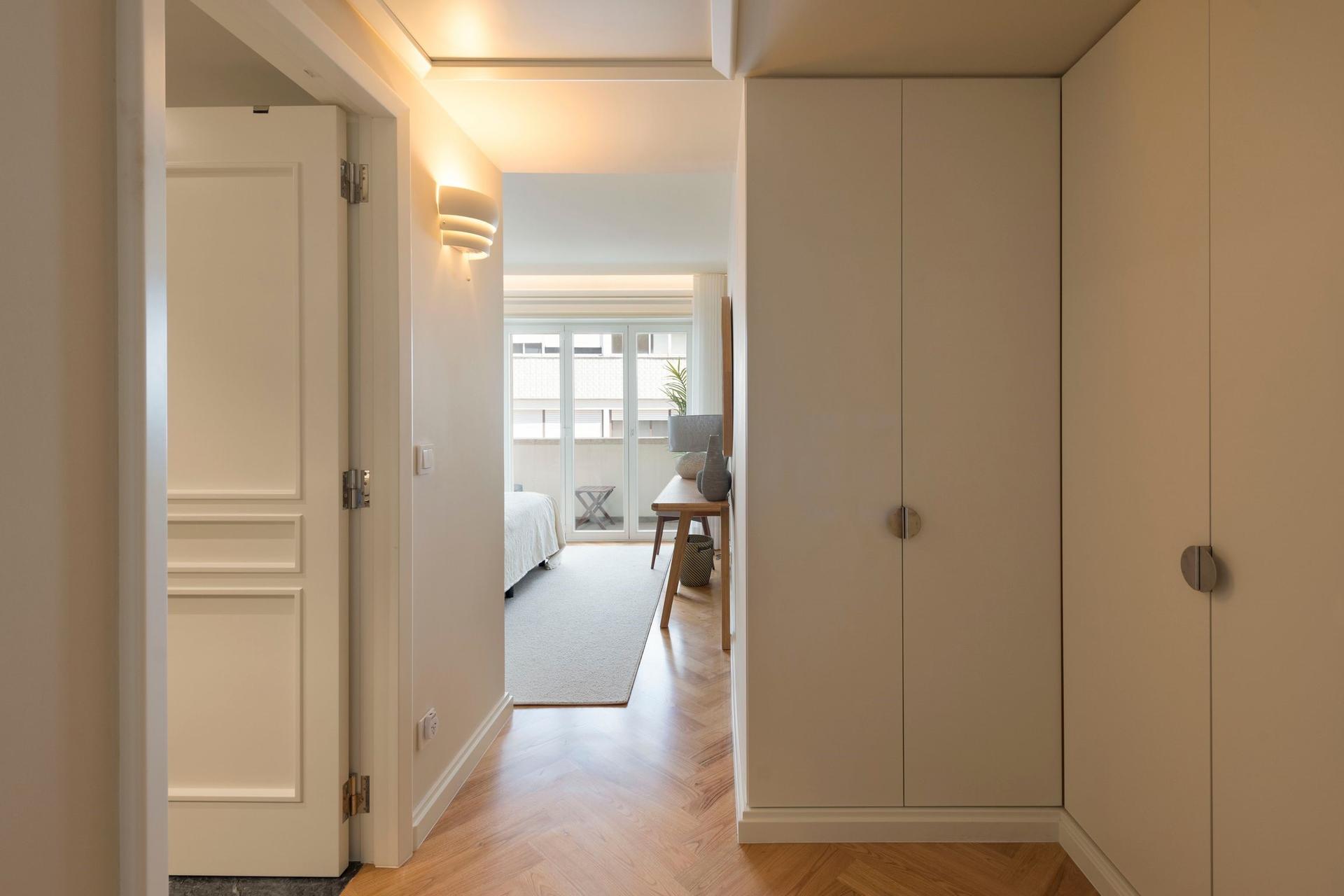 3-Bedroom Apartment with Garden in Porto — photograph 4
