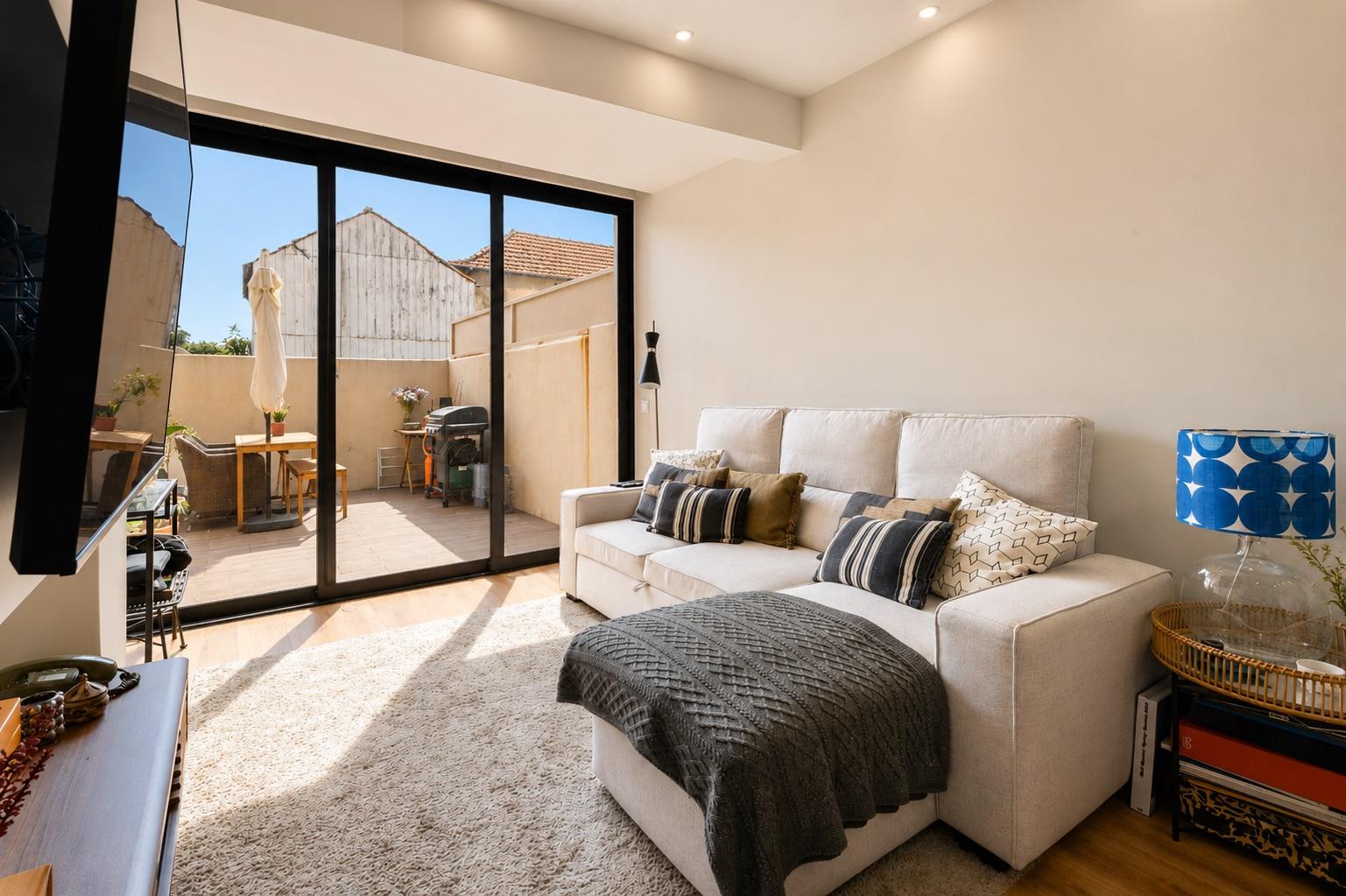 1-Bedroom Apartment in Foz, Porto — photograph 5