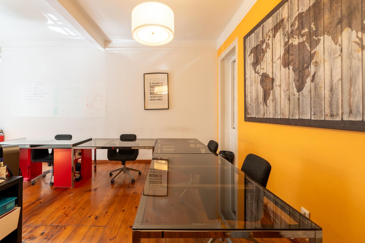 3-Bedroom Apartment with Garden in Avenidas Novas, Lisboa — photograph 4