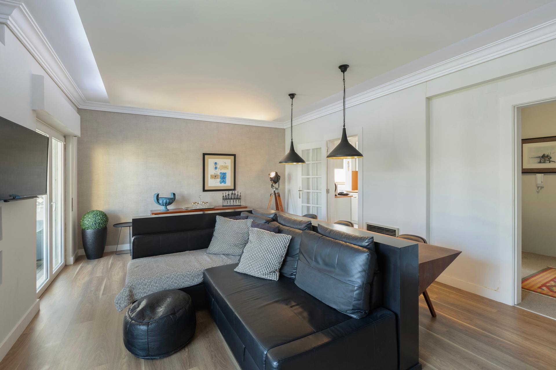 2-Bedroom Apartment in Cascais — photograph 4