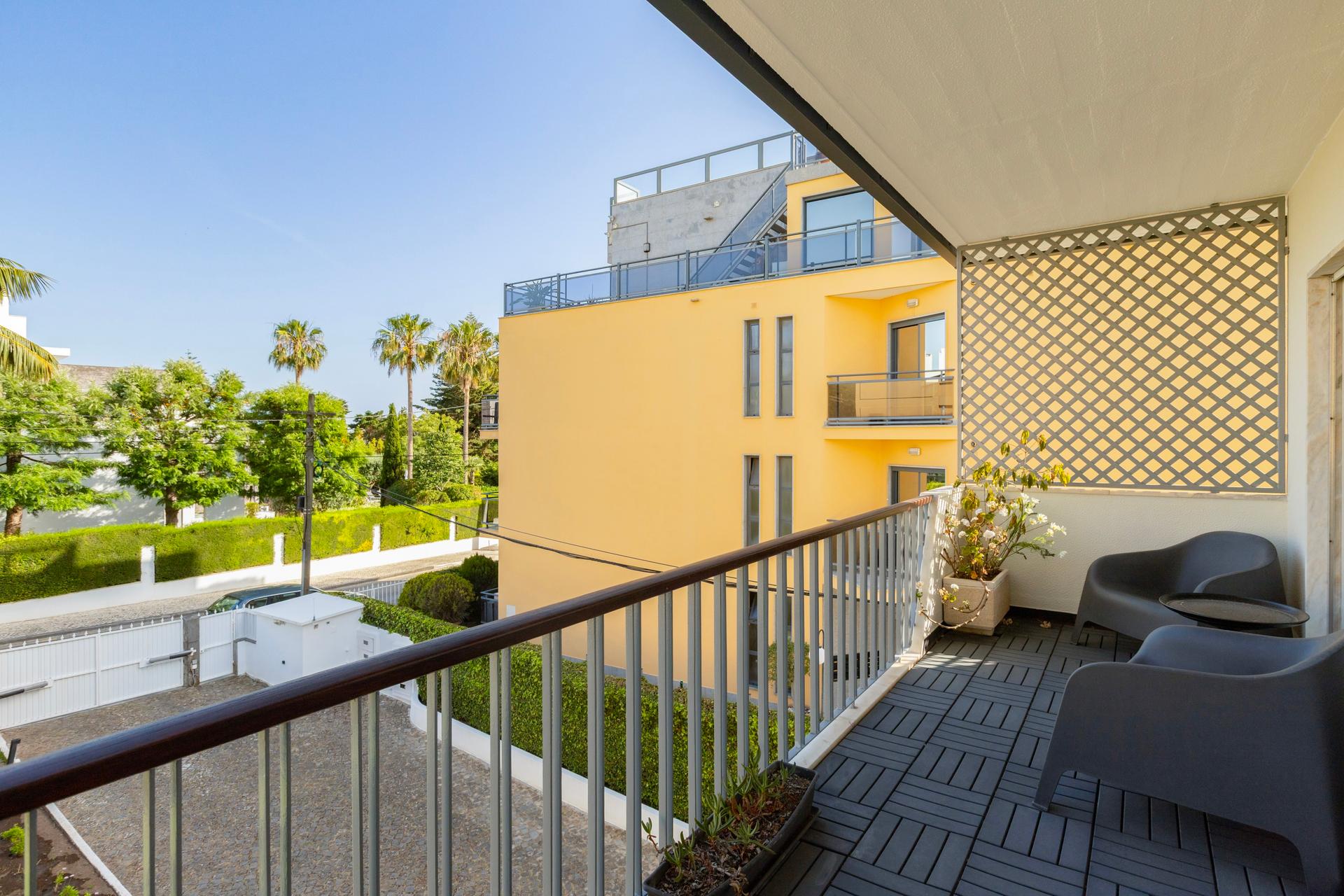 2-Bedroom Apartment in Cascais — photograph 5