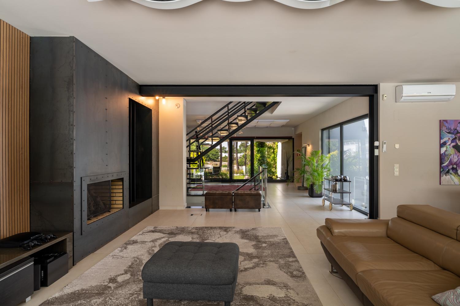 5-Bedroom House in Herdade da Aroeira, Almada — photograph 4