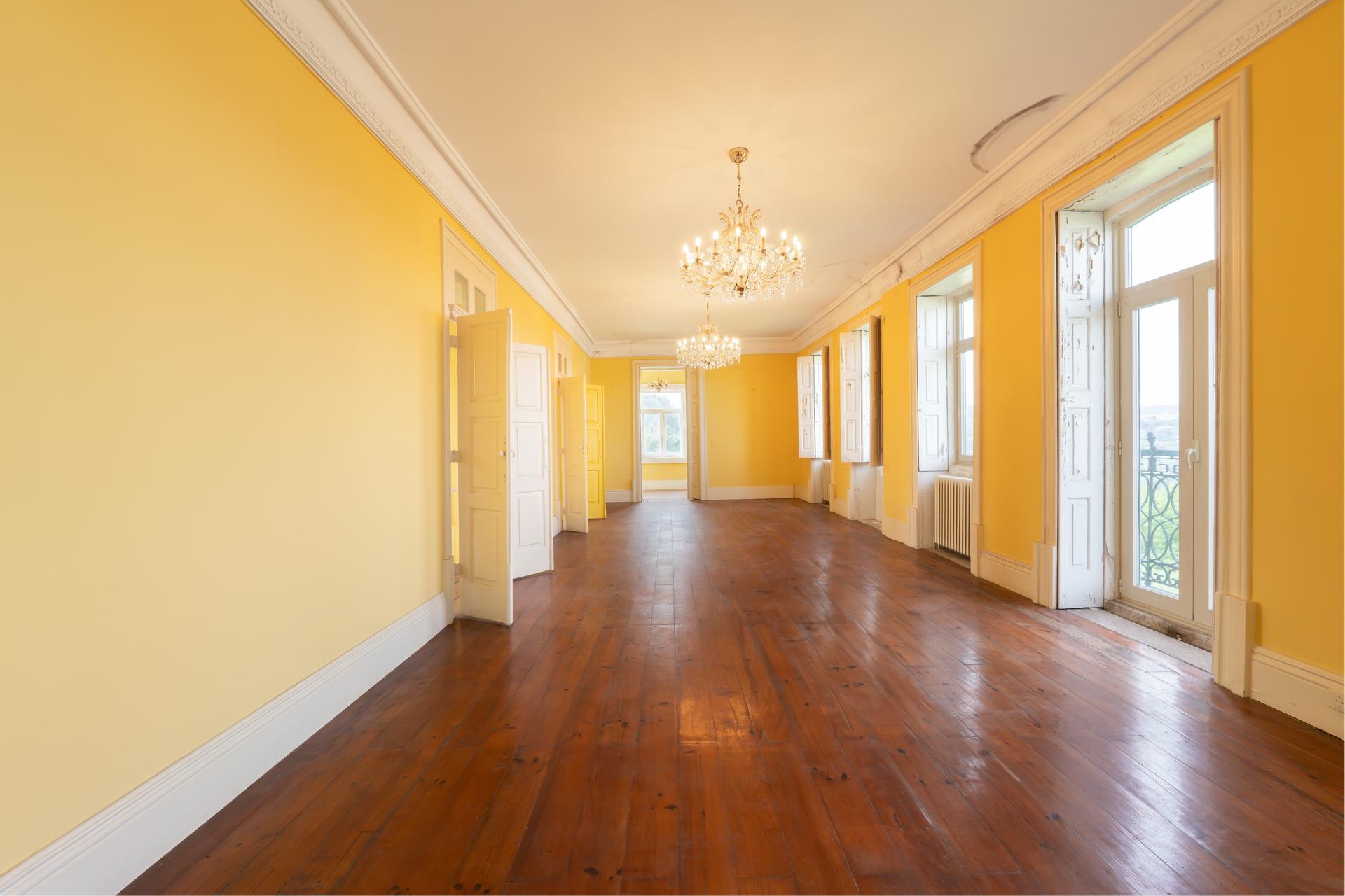 6-Bedroom Mansion in Valbom, Gondomar — photograph 2