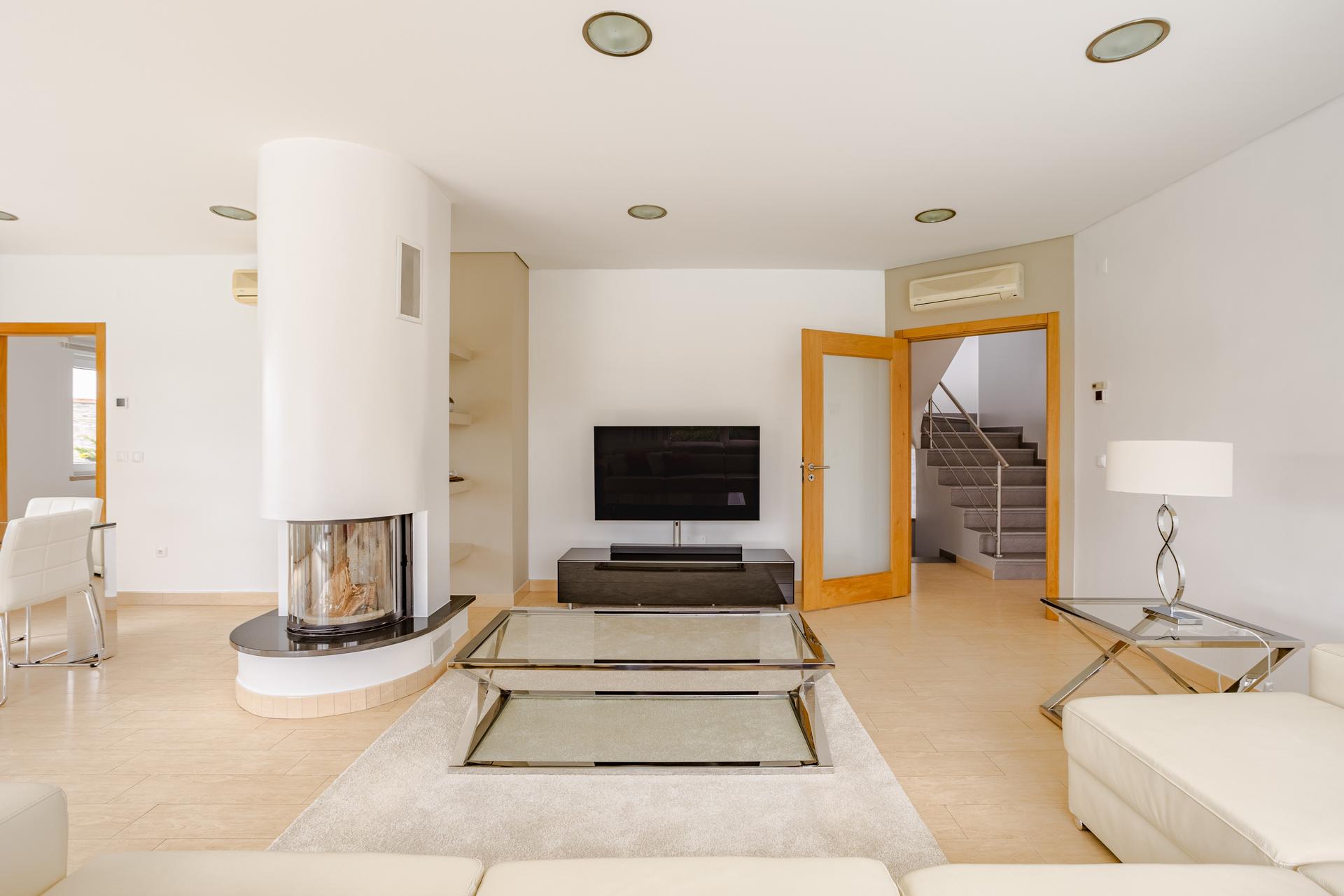 6-Bedroom House in Nadadouro with views of the Óbidos Lagoon, Caldas da Rainha — photograph 4