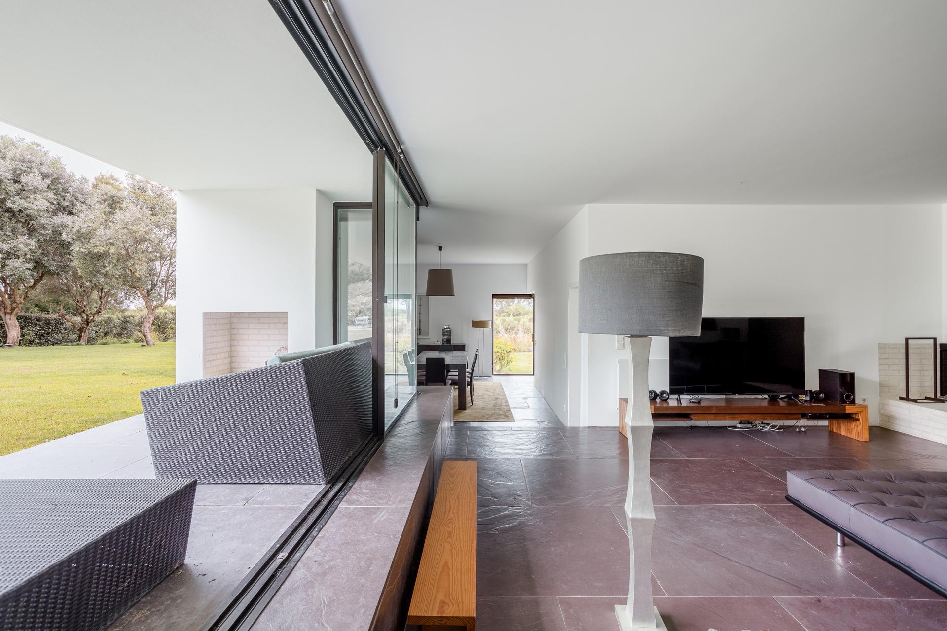 4-Bedroom House with Terrace in Óbidos — photograph 3