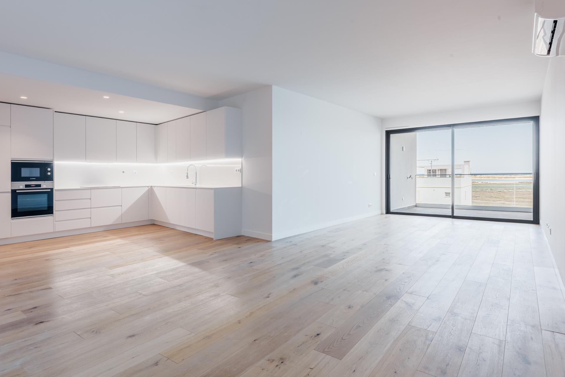 3-Bedroom Apartment in Olhão — photograph 2
