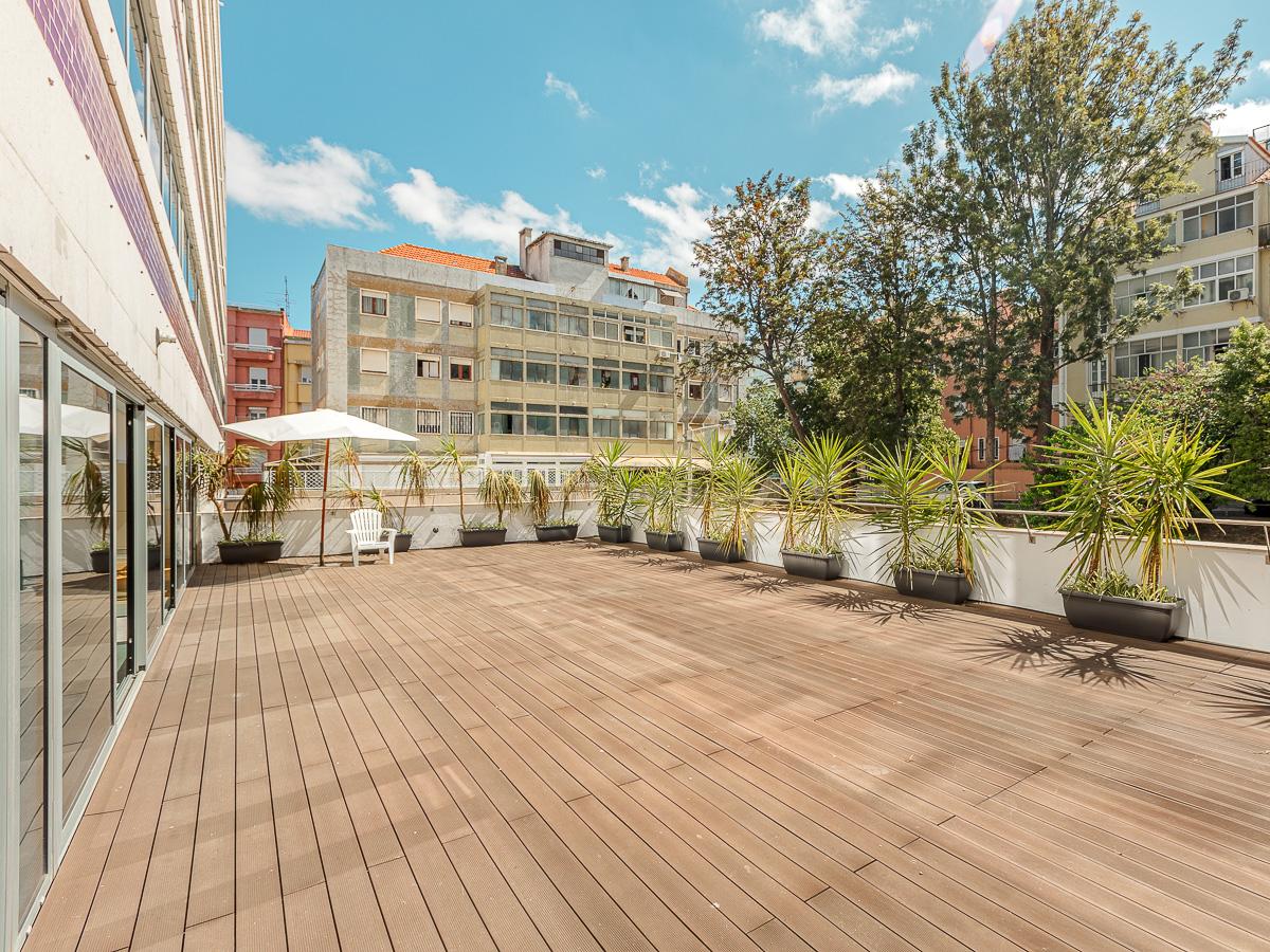 3-Bedroom Duplex with Garden in Lapa, Lisboa — photograph 4