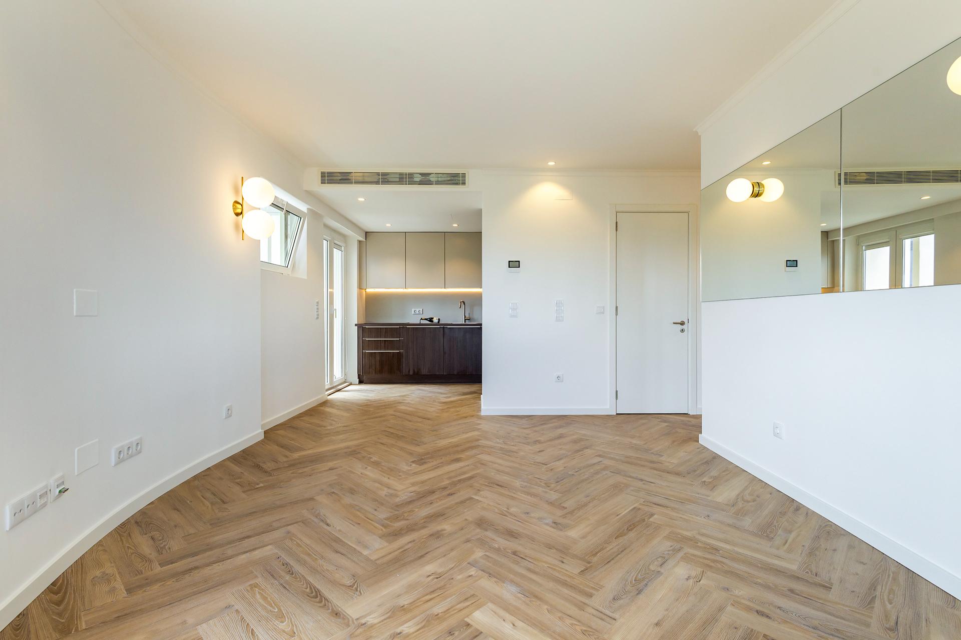 2-Bedroom Apartment in Lisboa — photograph 2