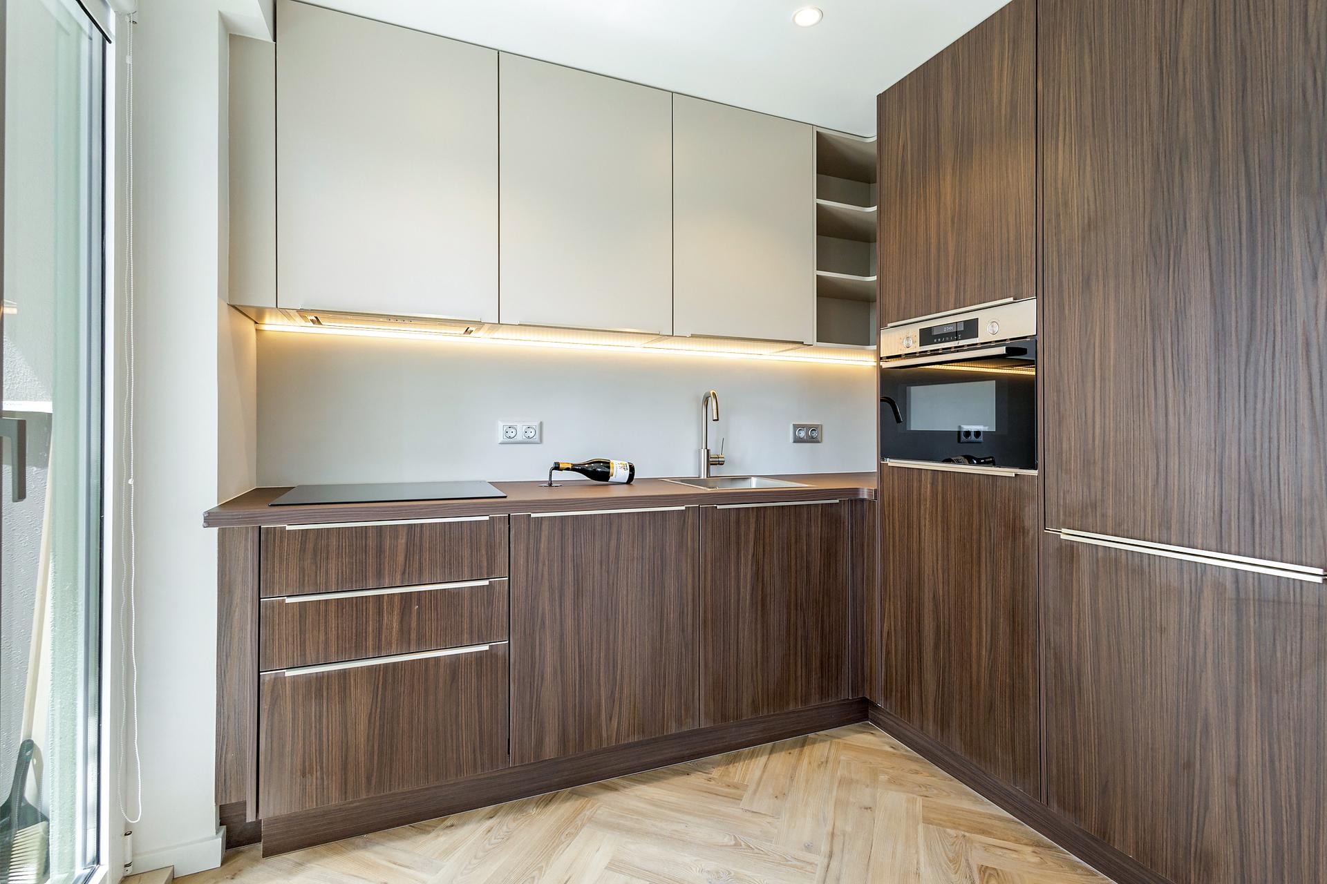 2-Bedroom Apartment in Lisboa — photograph 4