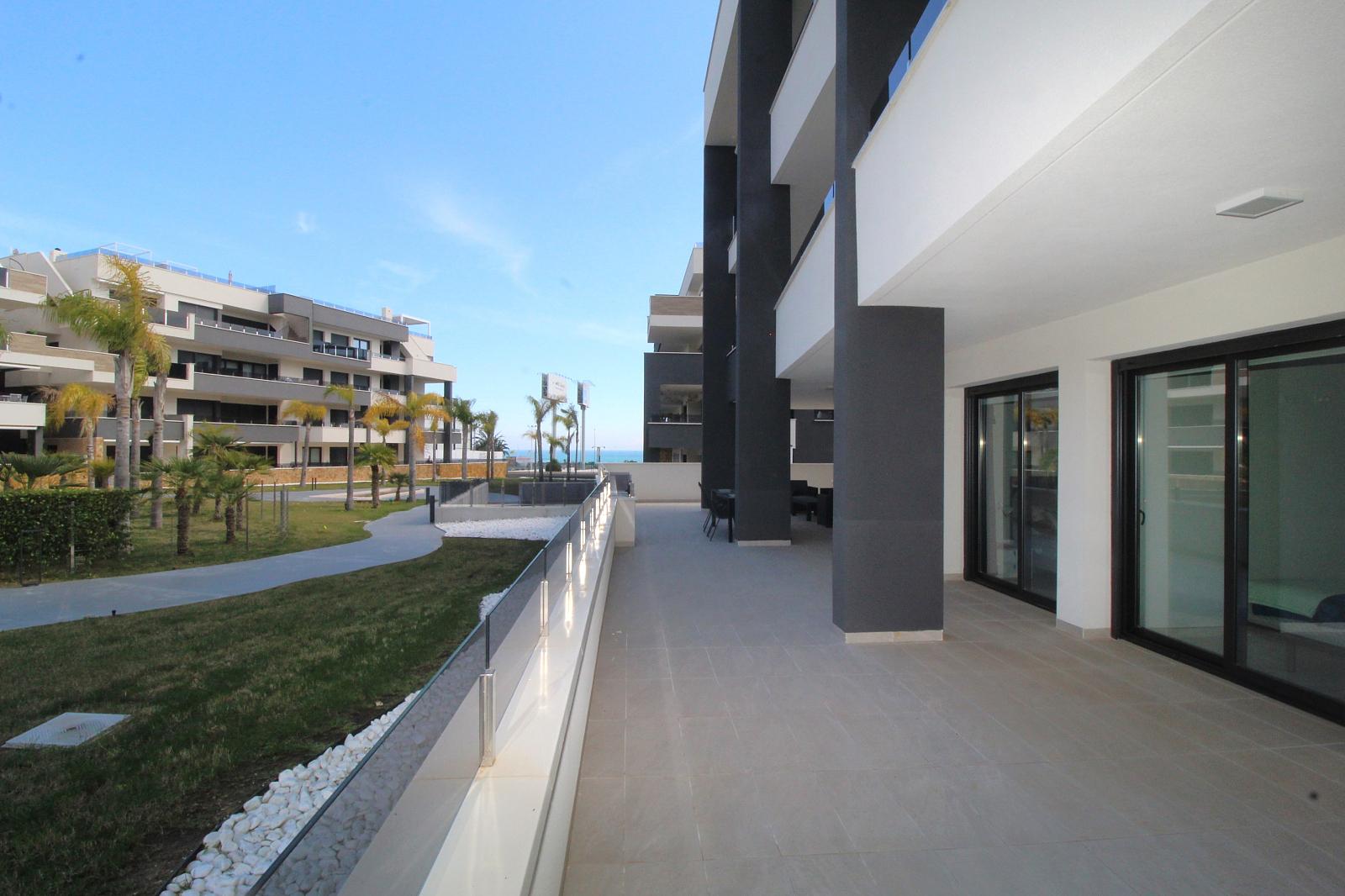 Apartments in Playa Flamenca, Orihuela — photograph 4