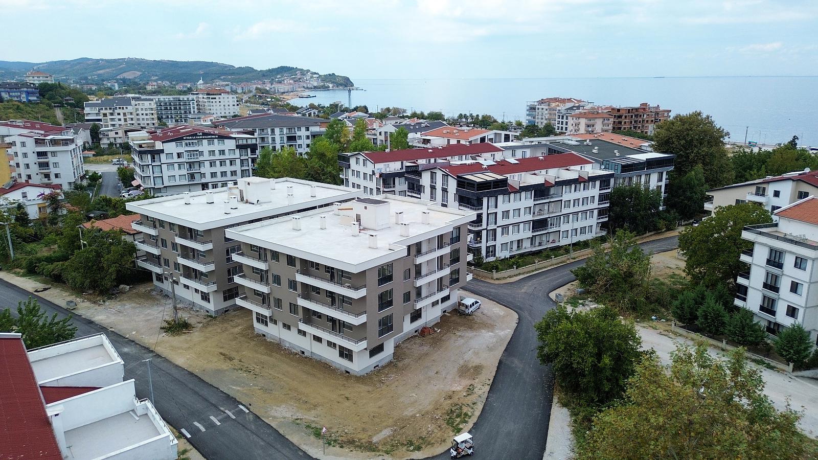 Apartments in Teşvikiye Bld. (Karşıyaka Mh.), Çınarcık — photograph 5