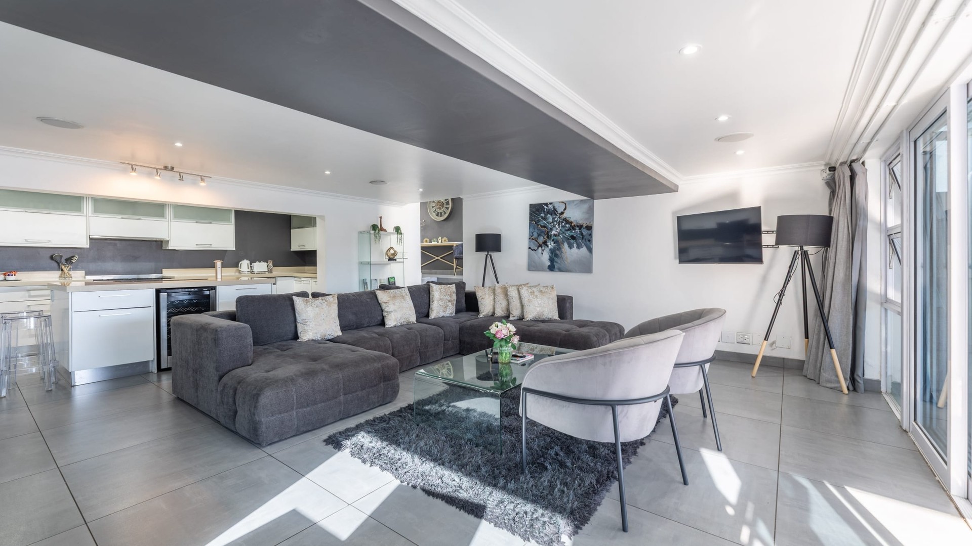 Luxury Coastal Guest House Investment