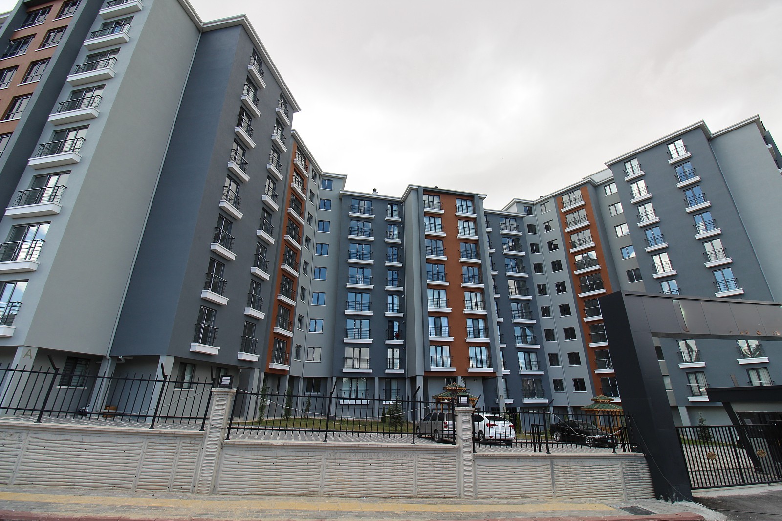 Apartments in Beşikkaya, Altındağ (ESB-00321)